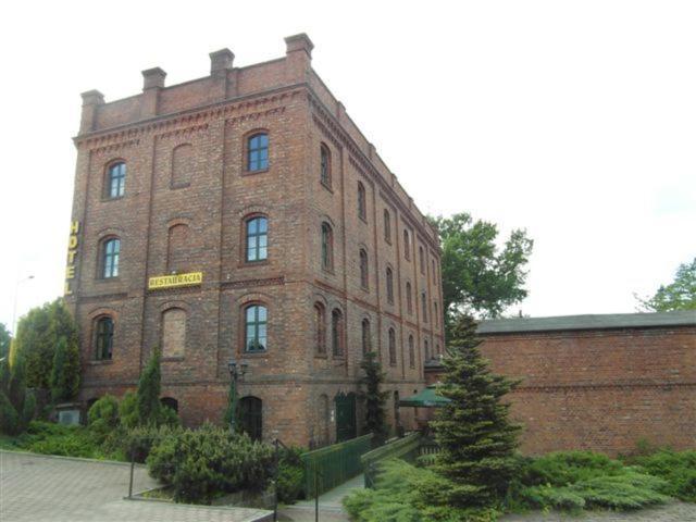 Hotel Maly Mlyn Stargard Szczecinski Exterior photo